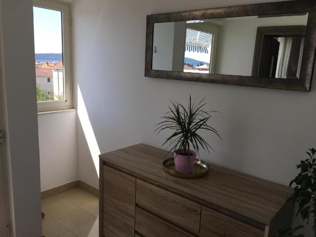 Luxury Apartment Cairos Trogir Luaran gambar